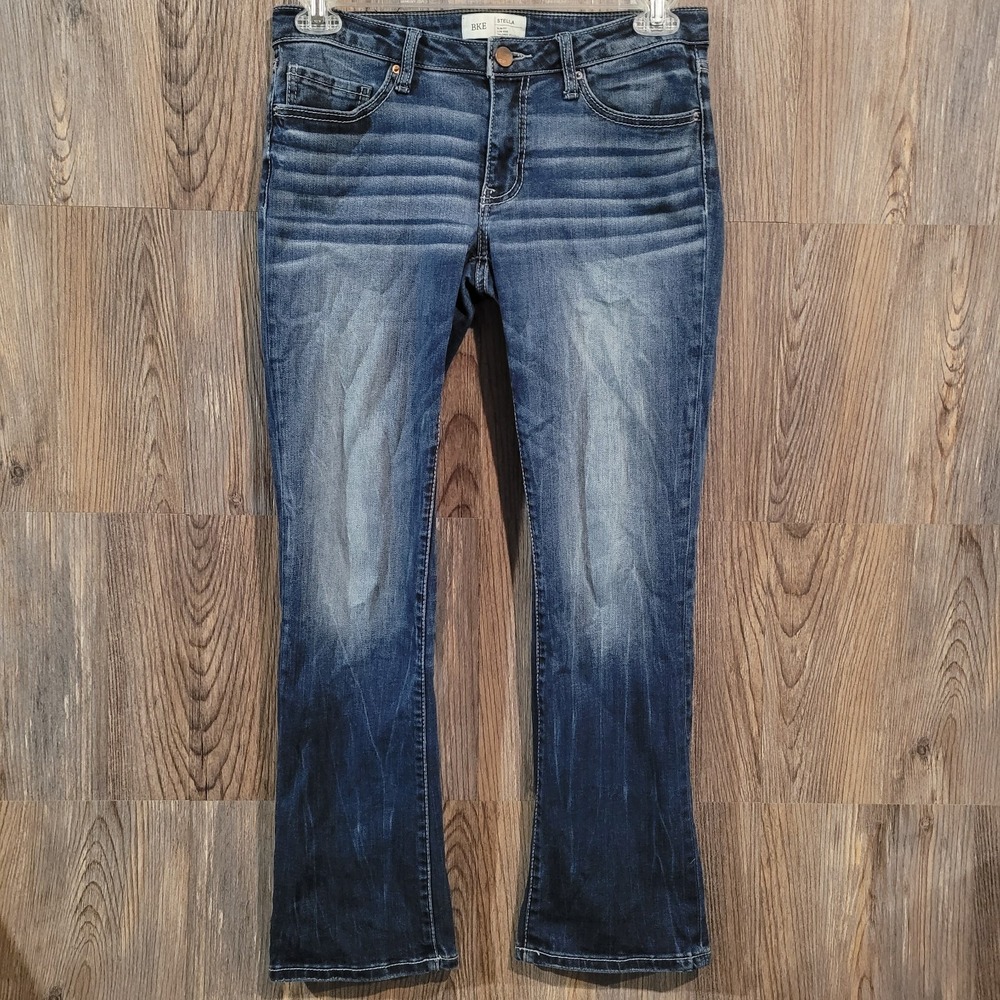 BKE Buckle Stella Tailored Bootcut Sz 29 x 29 (Actual) Slim Fit Low Rise Whisker
